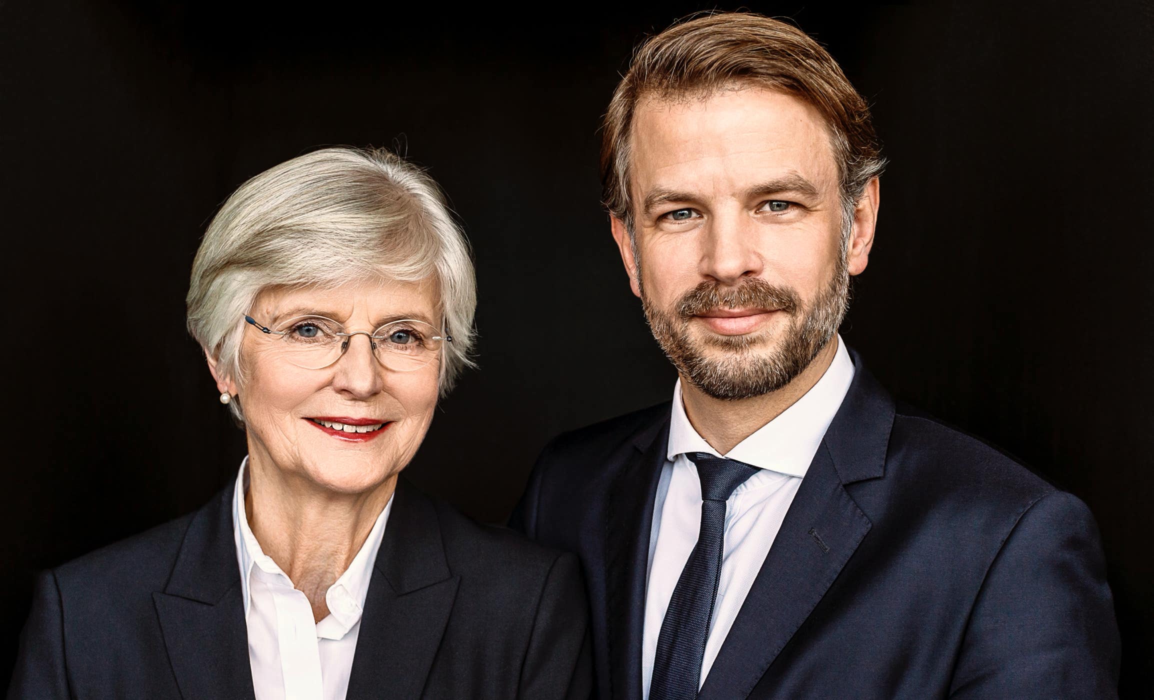 Die Kanzlei wurde 1976 von Rechtsanwältin Gerda Blume in Düsseldorf gegründet. Rechtsanwalt Dyrik Blume führt diese seit 2006.